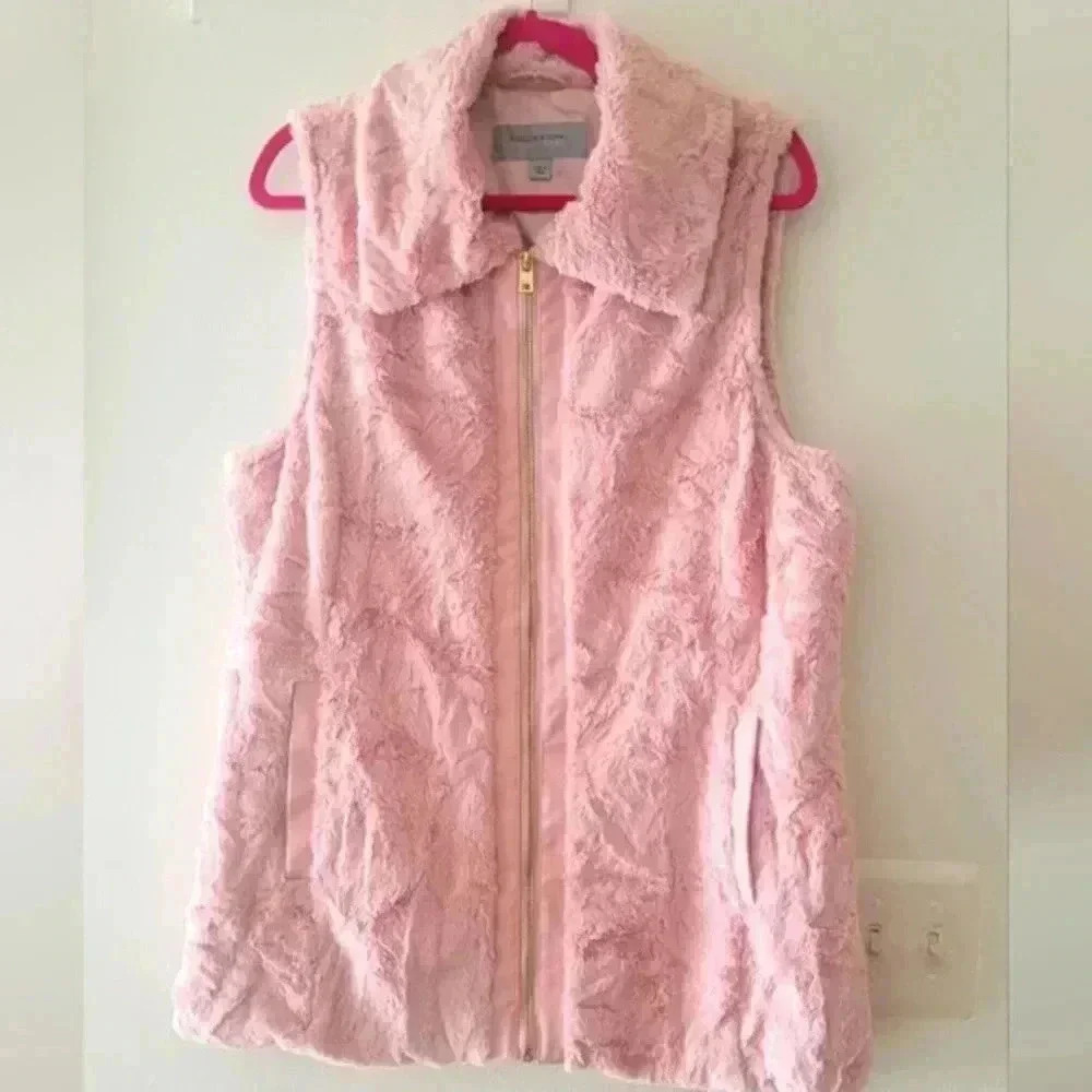 Marc New York Dusty Rose fluffy vest, Like new